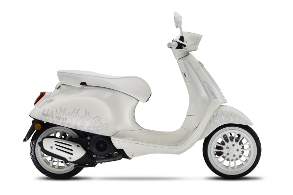 JUSTIN BIEBER X Vespa 150 ABS E5