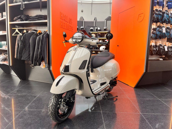 Vespa GTS 310