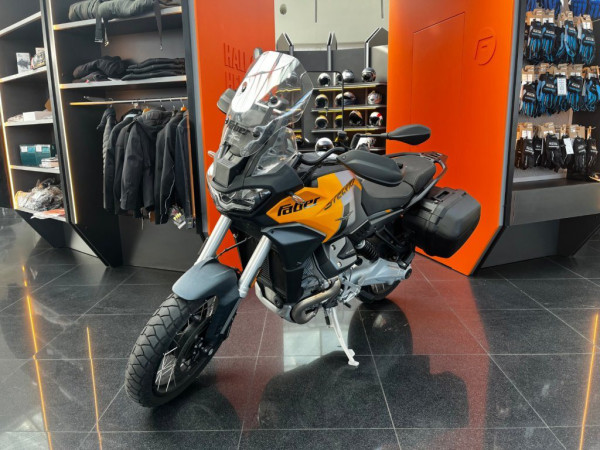 Moto Guzzi Stelvio