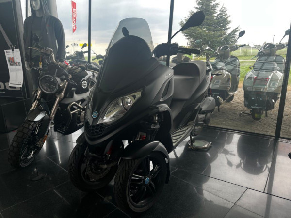 Piaggio MP3 300 HPE