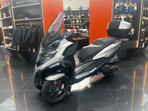 Piaggio MP3 530 HPE Exclusive