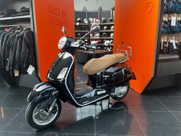 Vespa GTS 300 i.e.