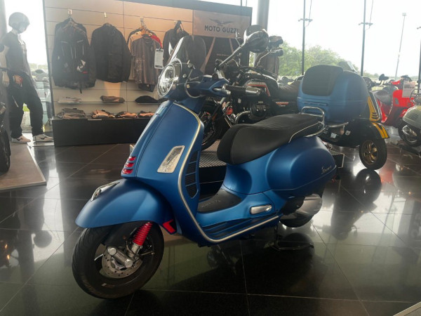 Vespa SS