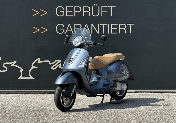 Vespa GTS 300