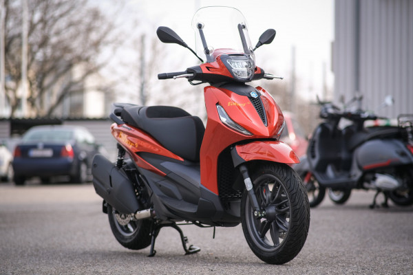 Piaggio Beverly 400 S